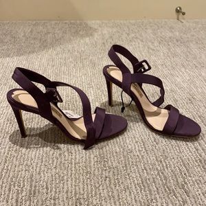 New with tags size 8 women's heels